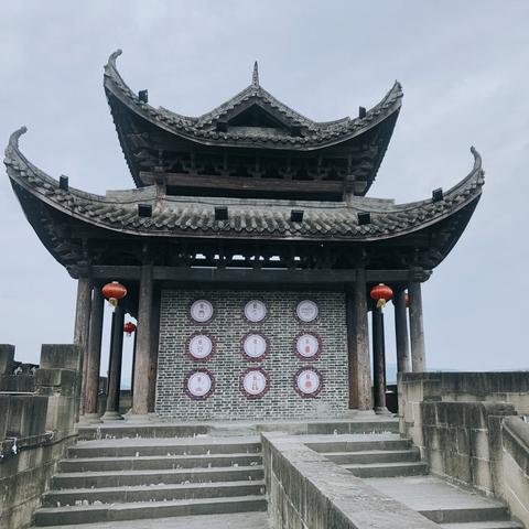 探索微信小程序真·战三国，感受古代战场风云再现，精彩无限等你来体验！